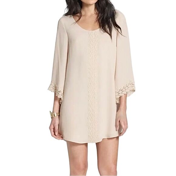 REVOLVE Dress ASTR The Label Flowy Lace Ivory Long Sleeve Mini Shift Size Small - Picture 1 of 12